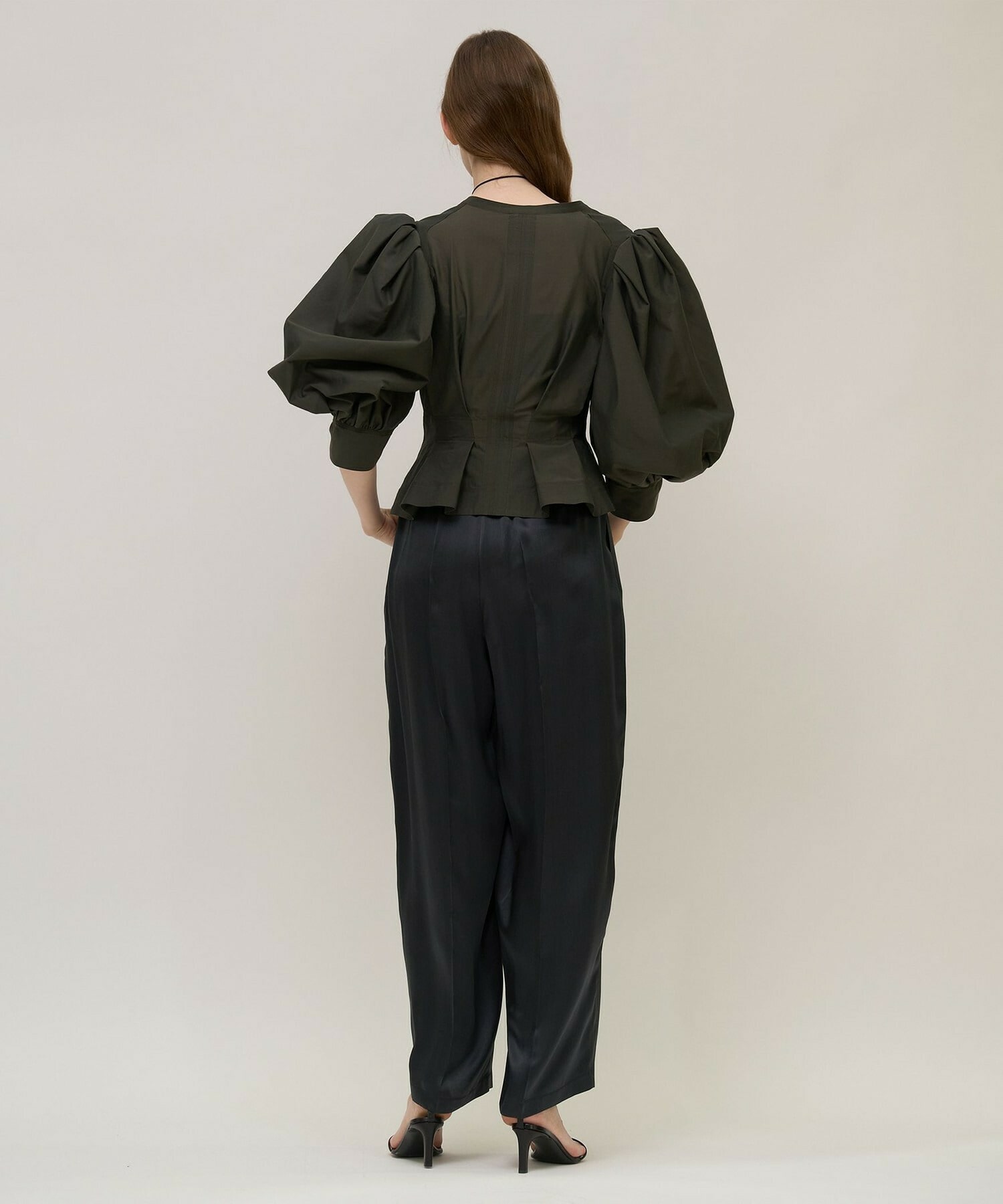 【unbilanc】カリーナブリルブラウス 詳細画像 スミクロ 23