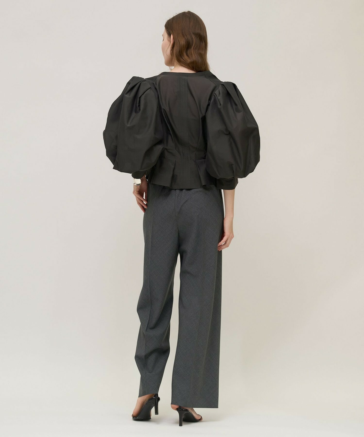 【unbilanc】カリーナブリルブラウス 詳細画像 スミクロ 4