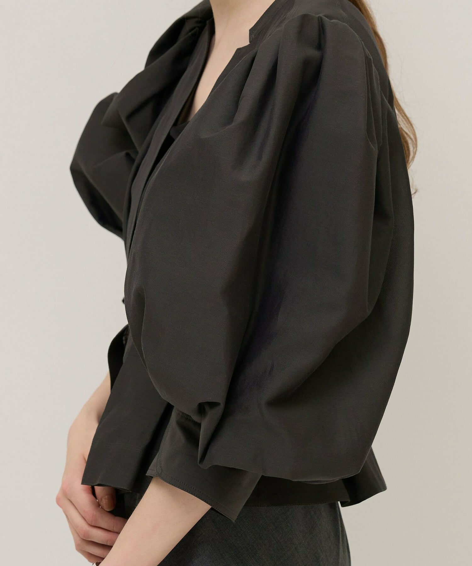 【unbilanc】カリーナブリルブラウス 詳細画像 スミクロ 9