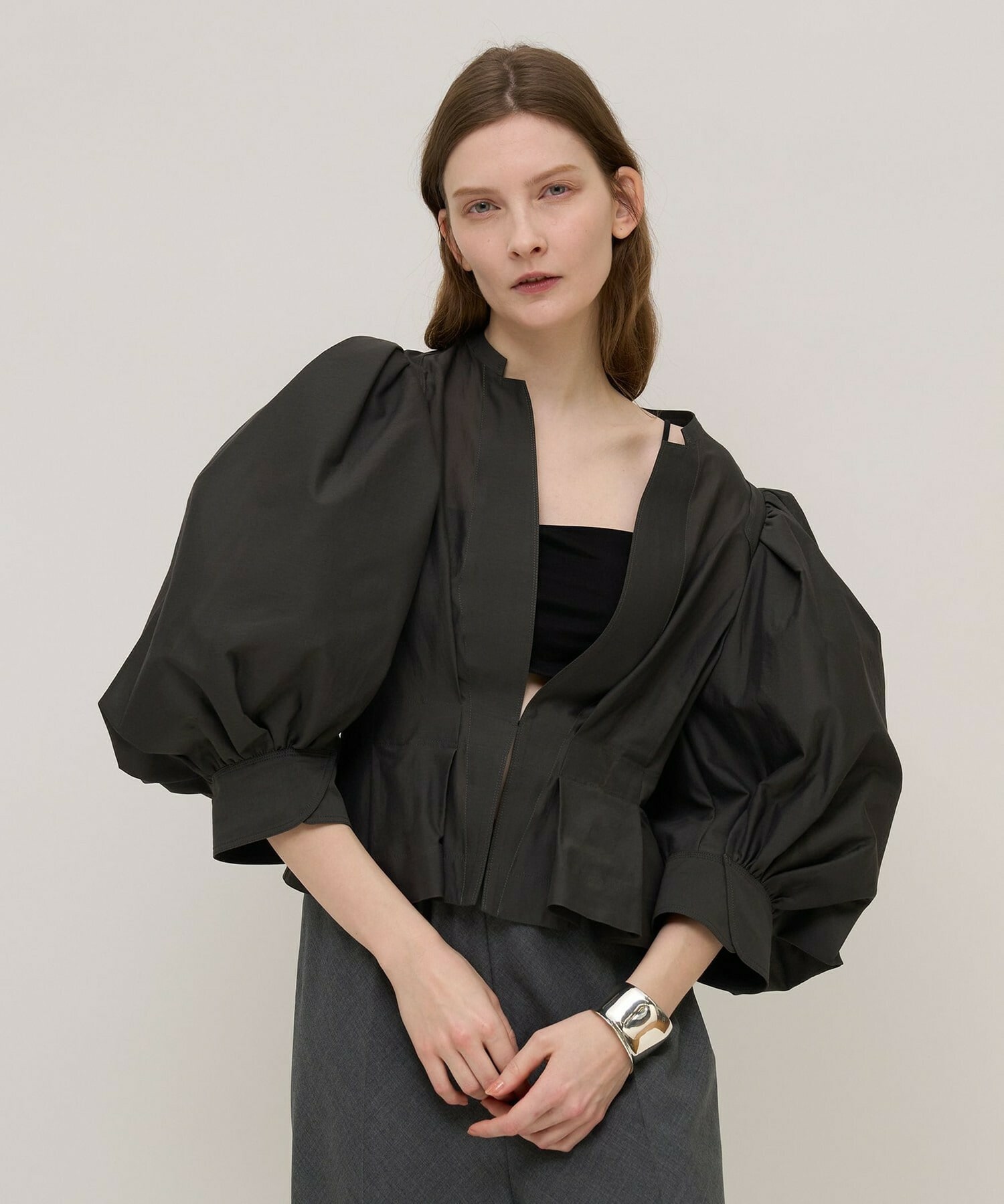 【unbilanc】カリーナブリルブラウス 詳細画像 スミクロ 1