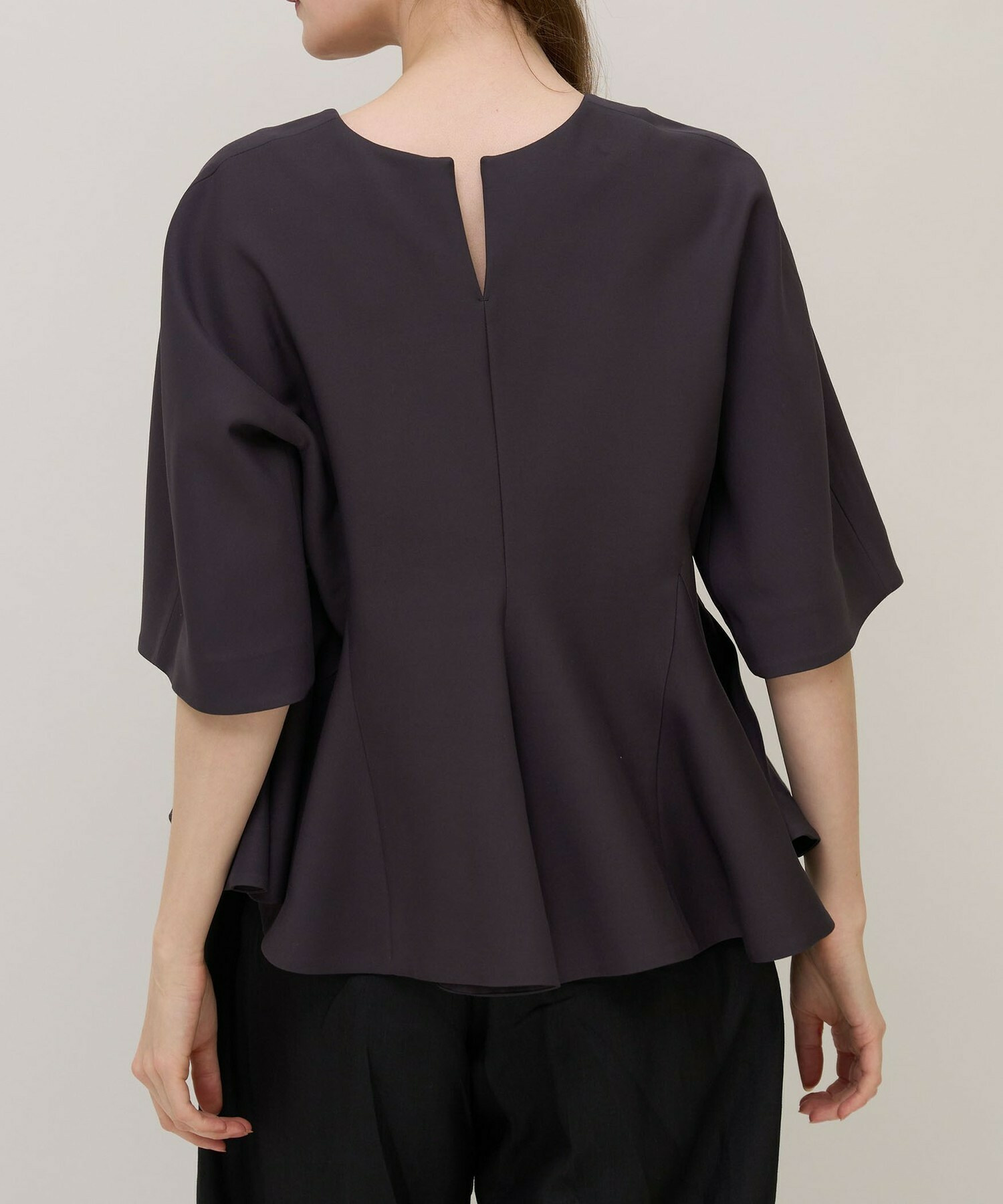 【unbilanc】ホワイトダリアブラウス 詳細画像 ダークグレー 16