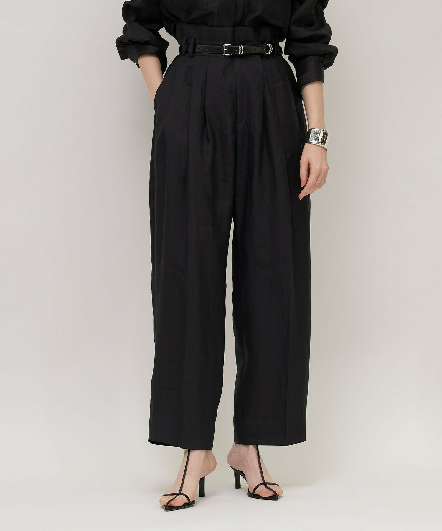 【unbilanc】ラミール3タックトラウザー 詳細画像 ブラック 1