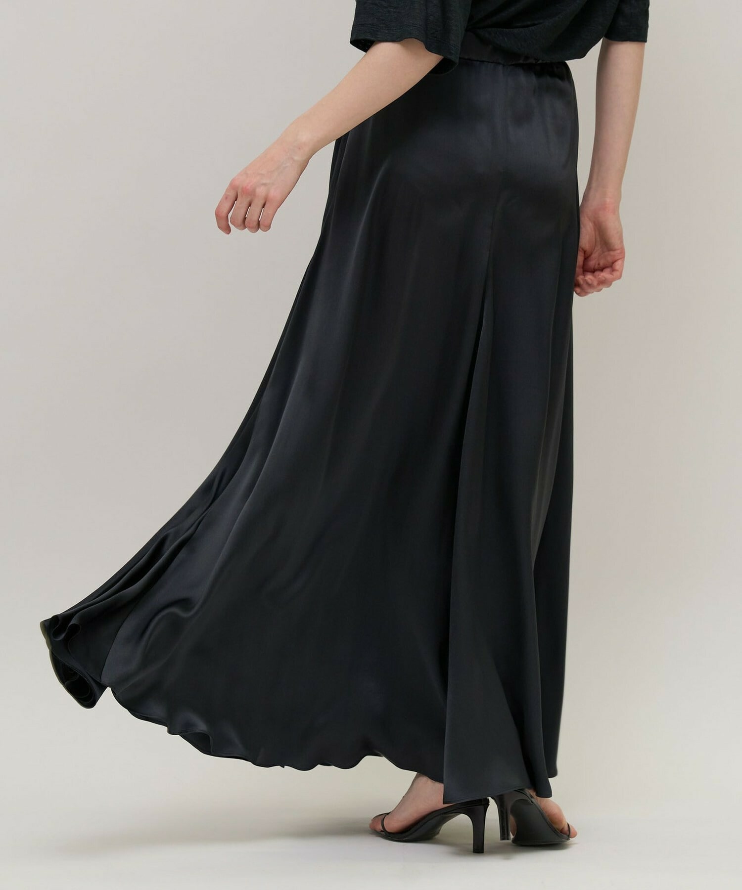 【unbilanc】ジョーダンフレアスカート 詳細画像 チャコールグレー 12