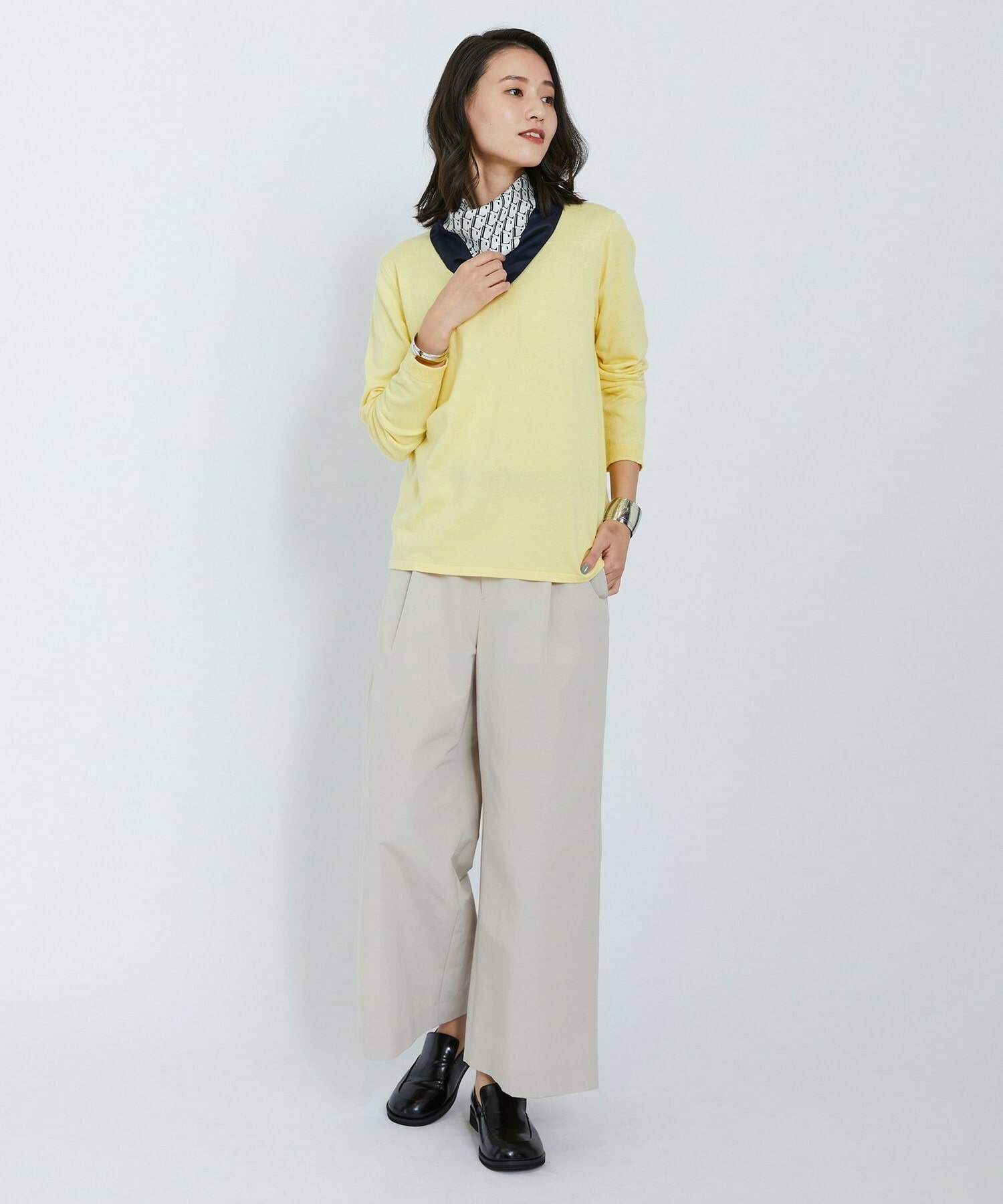 【L'EQUIPE】L&rsquo;モノグラム12匁シルクスカーフ 詳細画像 クリーム 3