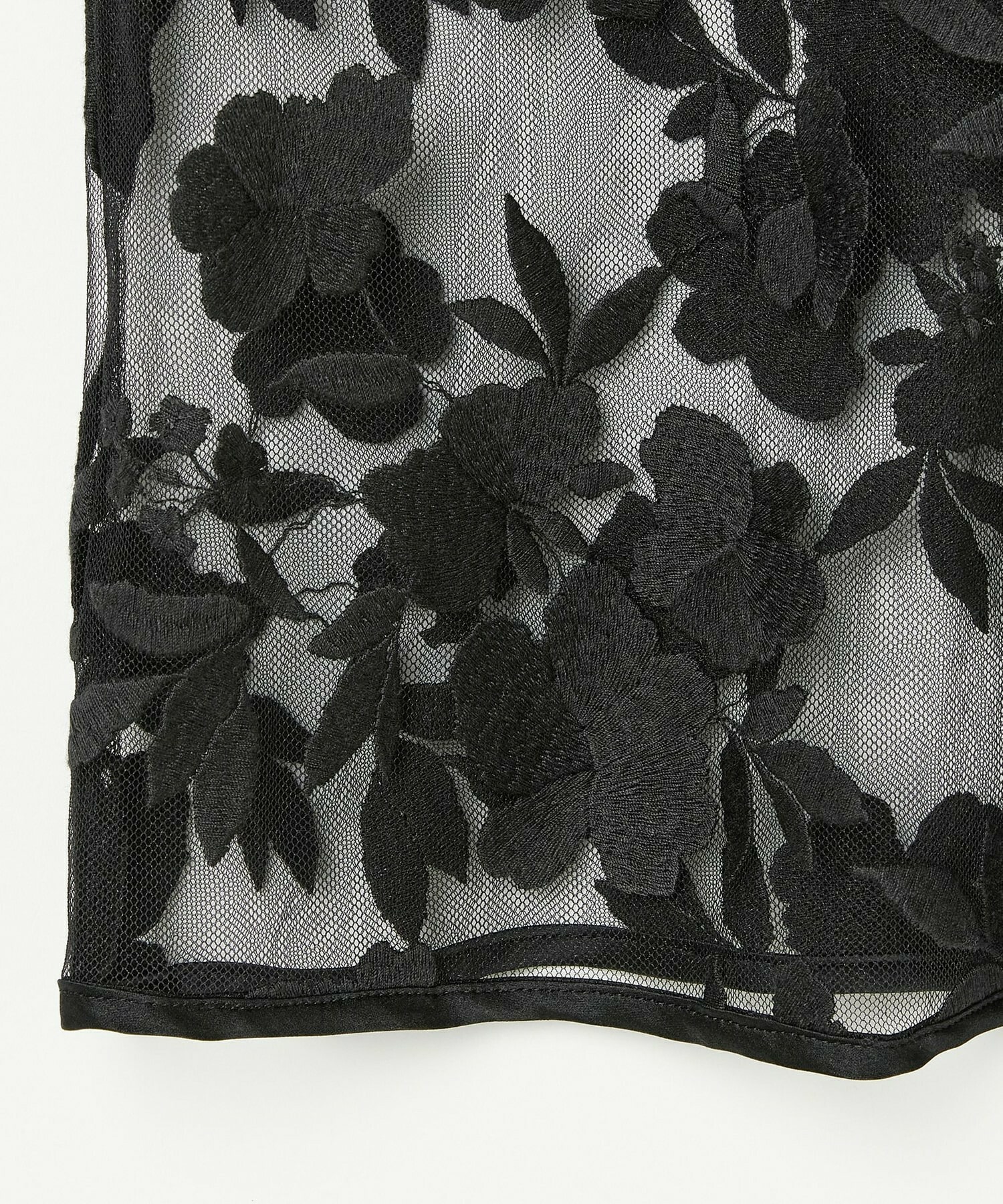 【COUTURIER】フラワーエンブロイダリーチュールブブラウス 詳細画像 ブラック 10