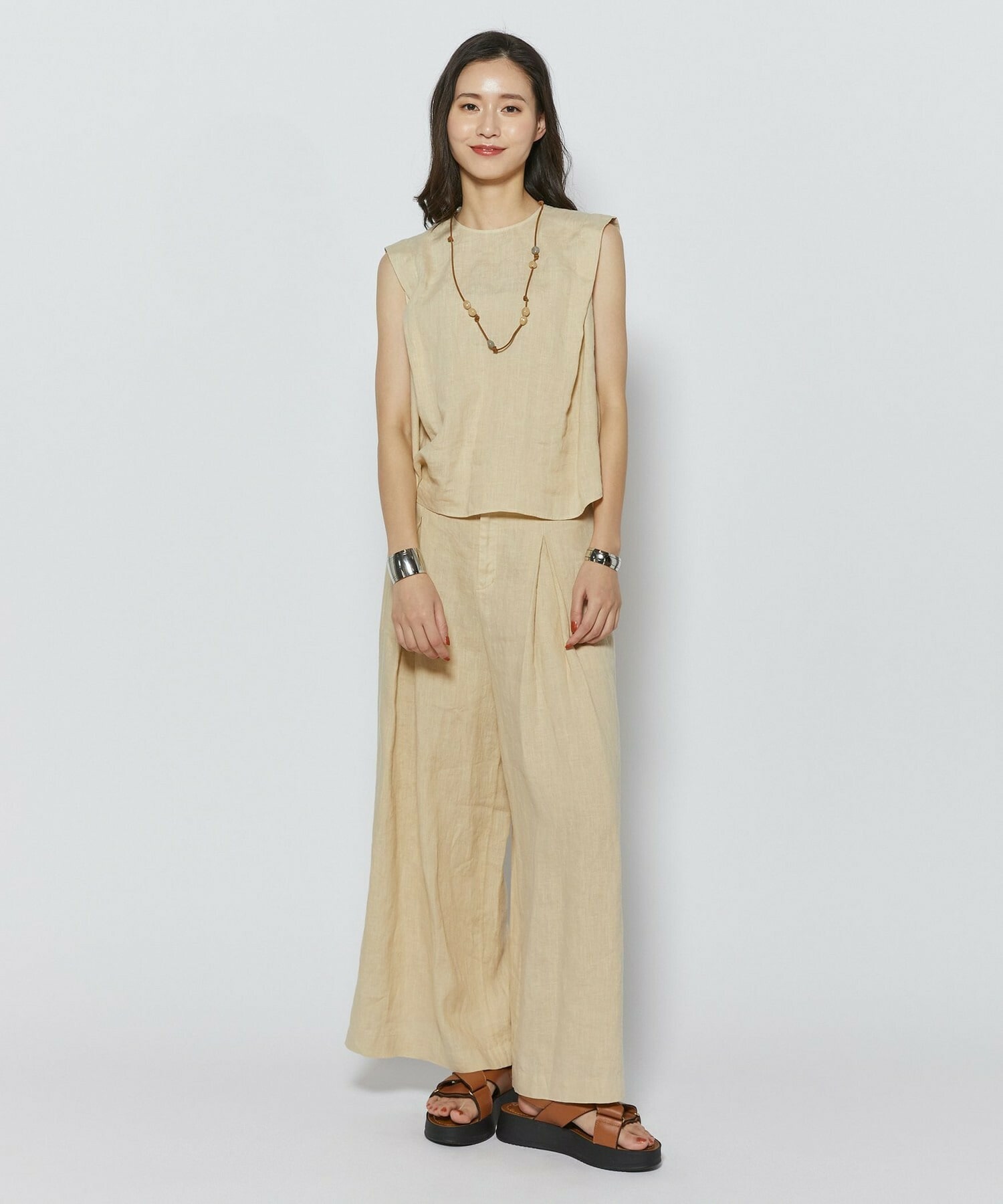 【L'EQUIPE】［eclat 2026年5月号掲載商品］ピュアリネンガーメントダイブラウス 詳細画像 サックスブルー 4