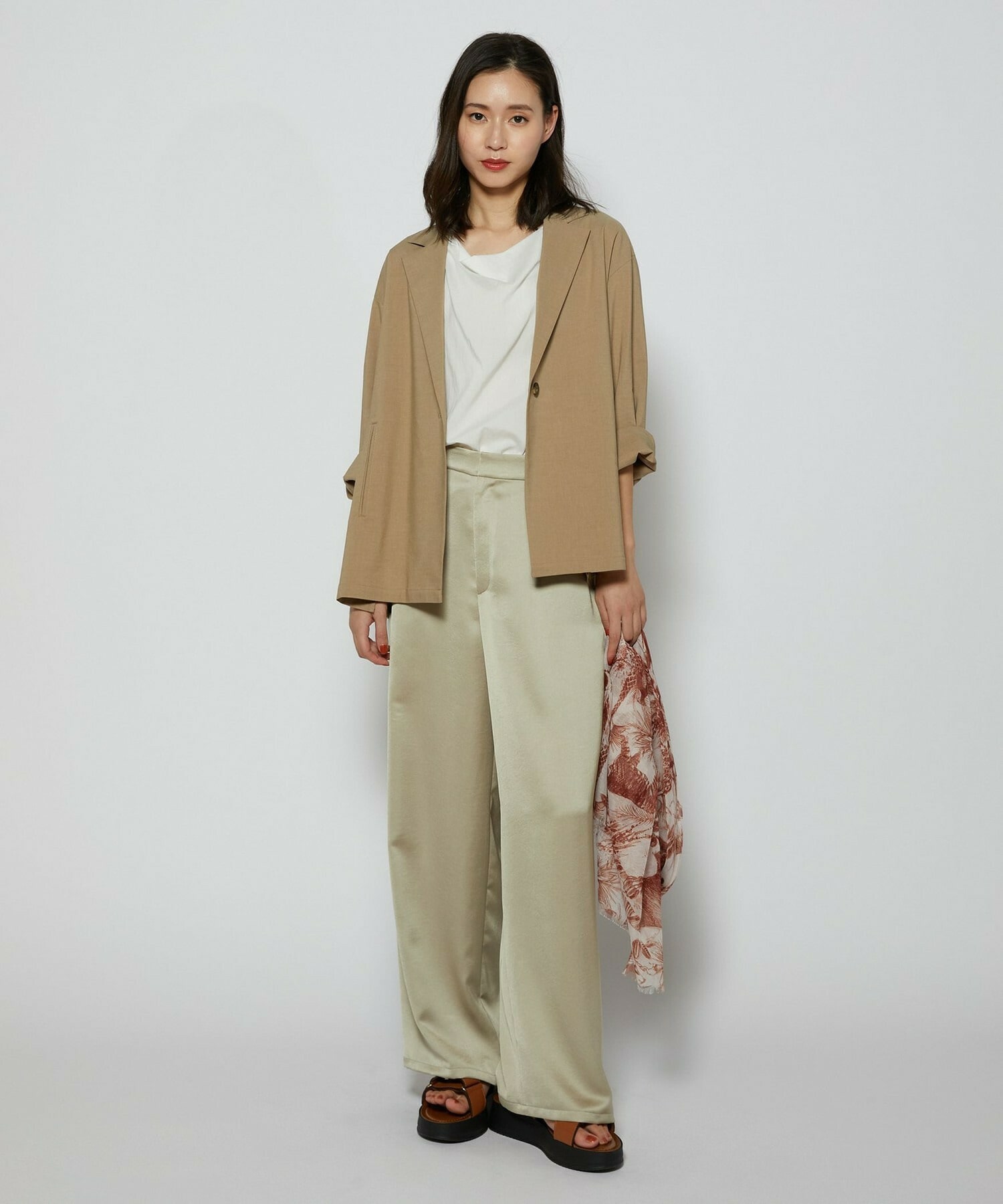 【L'EQUIPE】［eclat 2026年5月号掲載商品］クリスピーリネンストレッチジャケット 詳細画像 ネイビー 1