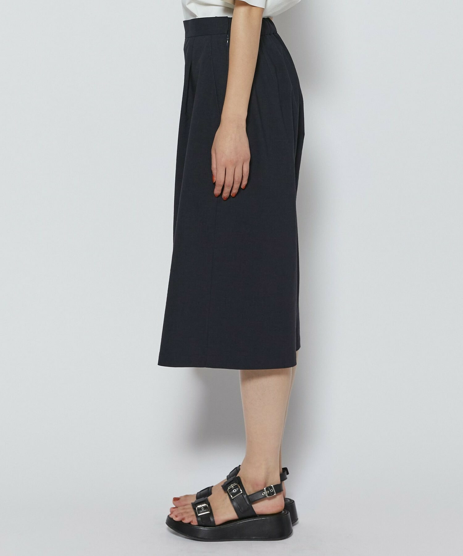 【L'EQUIPE】［eclat 2026年5月号掲載商品］クリスピーリネンストレッチキュロットパンツ 詳細画像 ネイビー 12