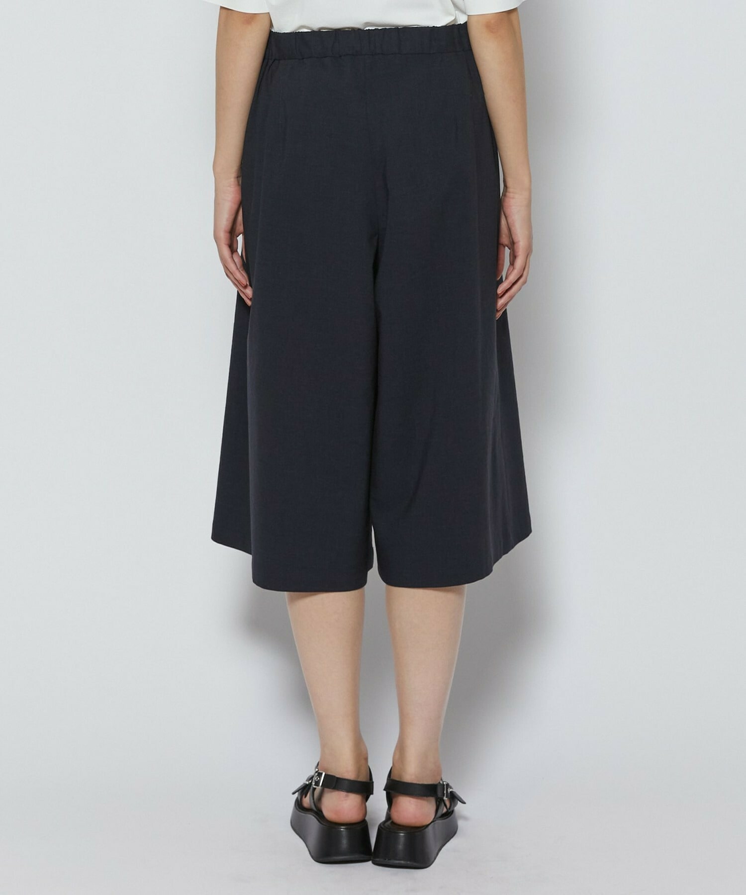 【L'EQUIPE】［eclat 2026年5月号掲載商品］クリスピーリネンストレッチキュロットパンツ 詳細画像 ネイビー 13