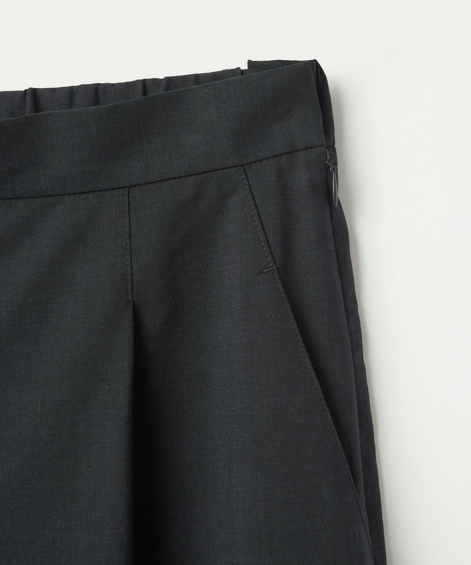 【L'EQUIPE】［eclat 2026年5月号掲載商品］クリスピーリネンストレッチキュロットパンツ 詳細画像 ネイビー 17