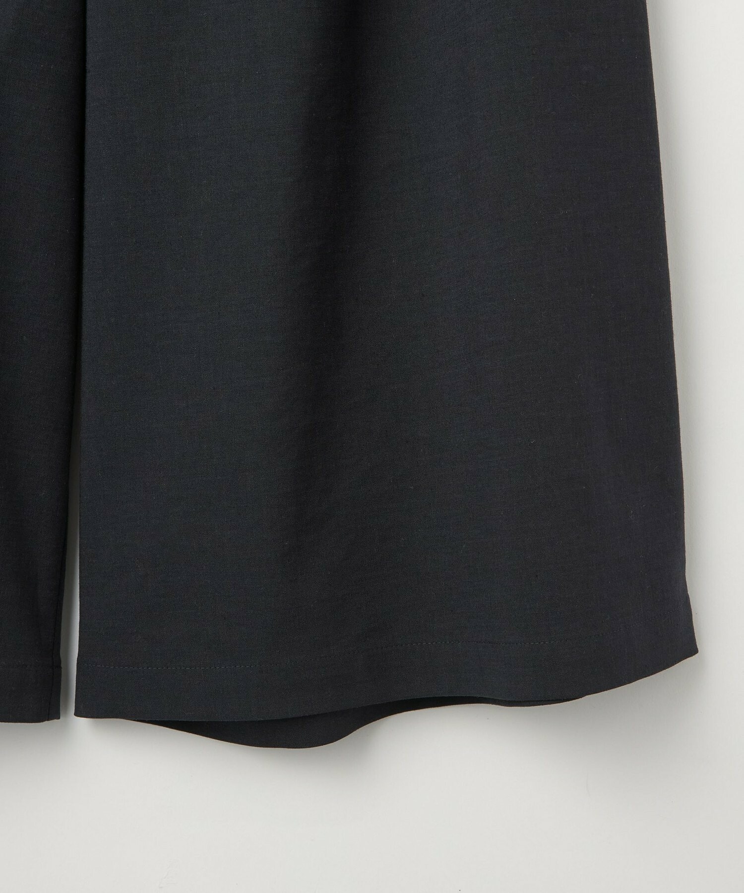 【L'EQUIPE】［eclat 2026年5月号掲載商品］クリスピーリネンストレッチキュロットパンツ 詳細画像 ネイビー 18