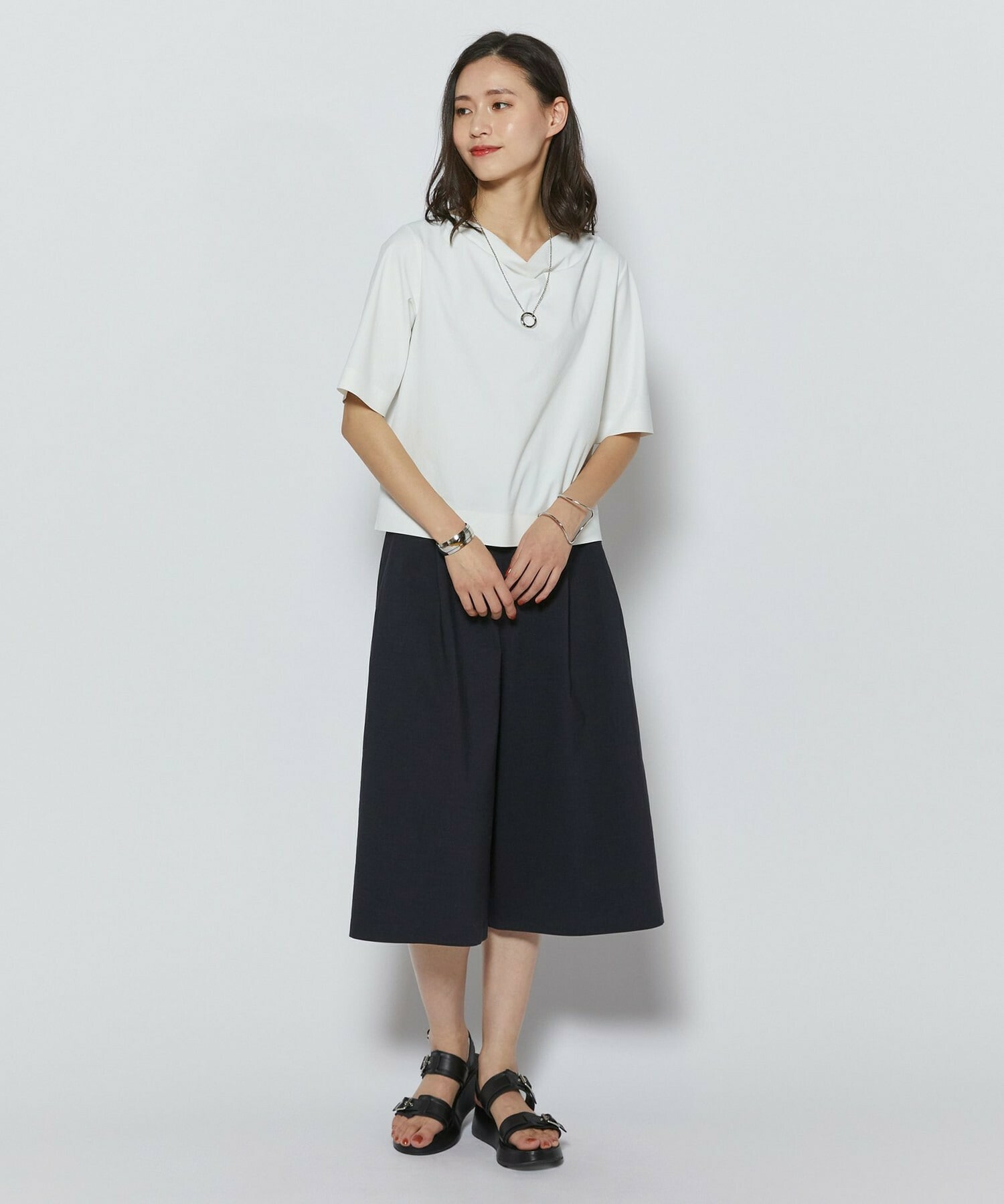 【L'EQUIPE】［eclat 2026年5月号掲載商品］クリスピーリネンストレッチキュロットパンツ 詳細画像 ネイビー 3