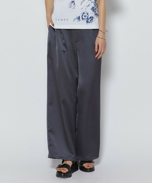 【L'EQUIPE】［eclat 2026年5月号掲載商品］ヴィンテージサテンパンツ 詳細画像 チャコール 1