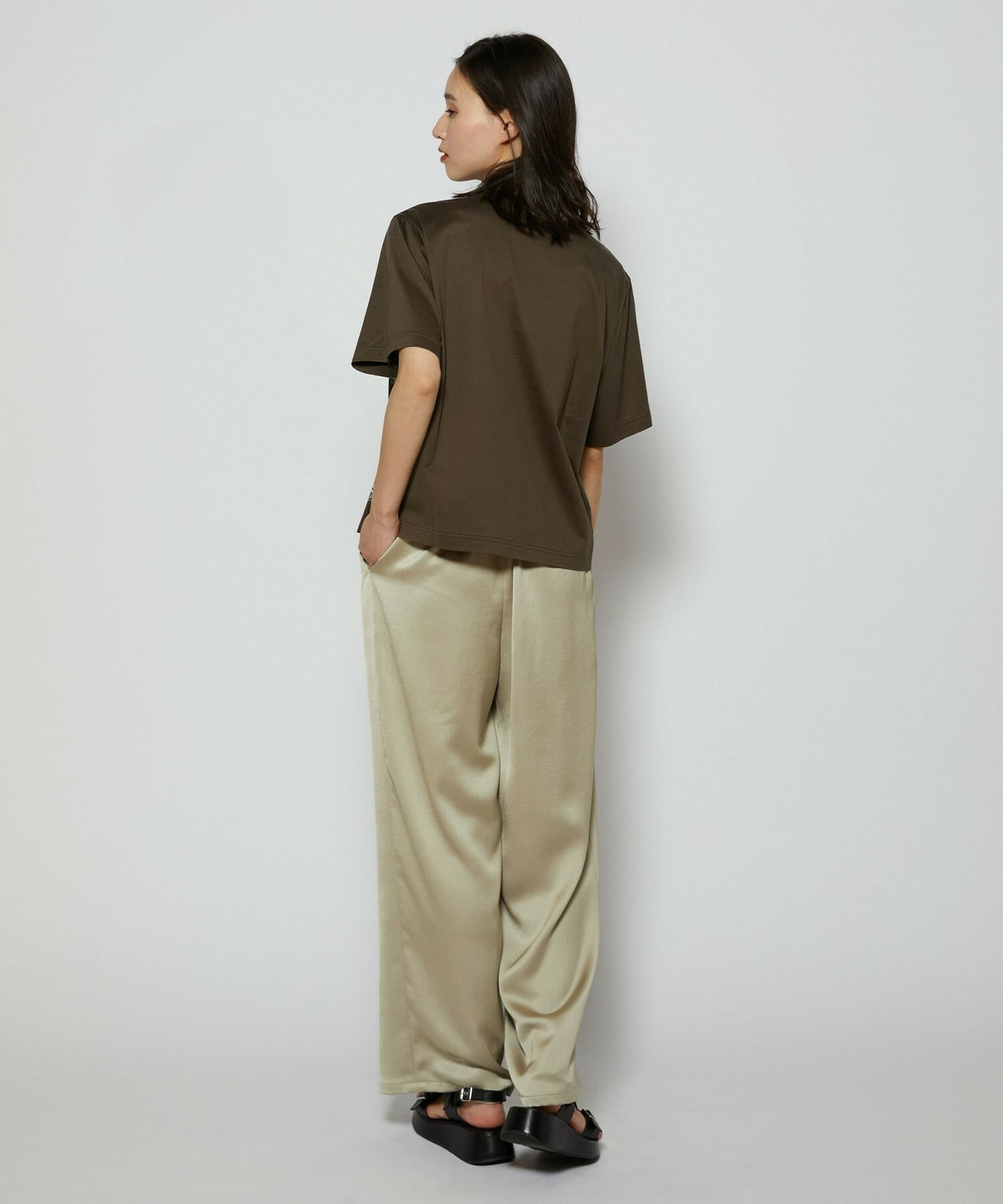 【L'EQUIPE】［eclat 2026年5月号掲載商品］ヴィンテージサテンパンツ 詳細画像 チャコール 13