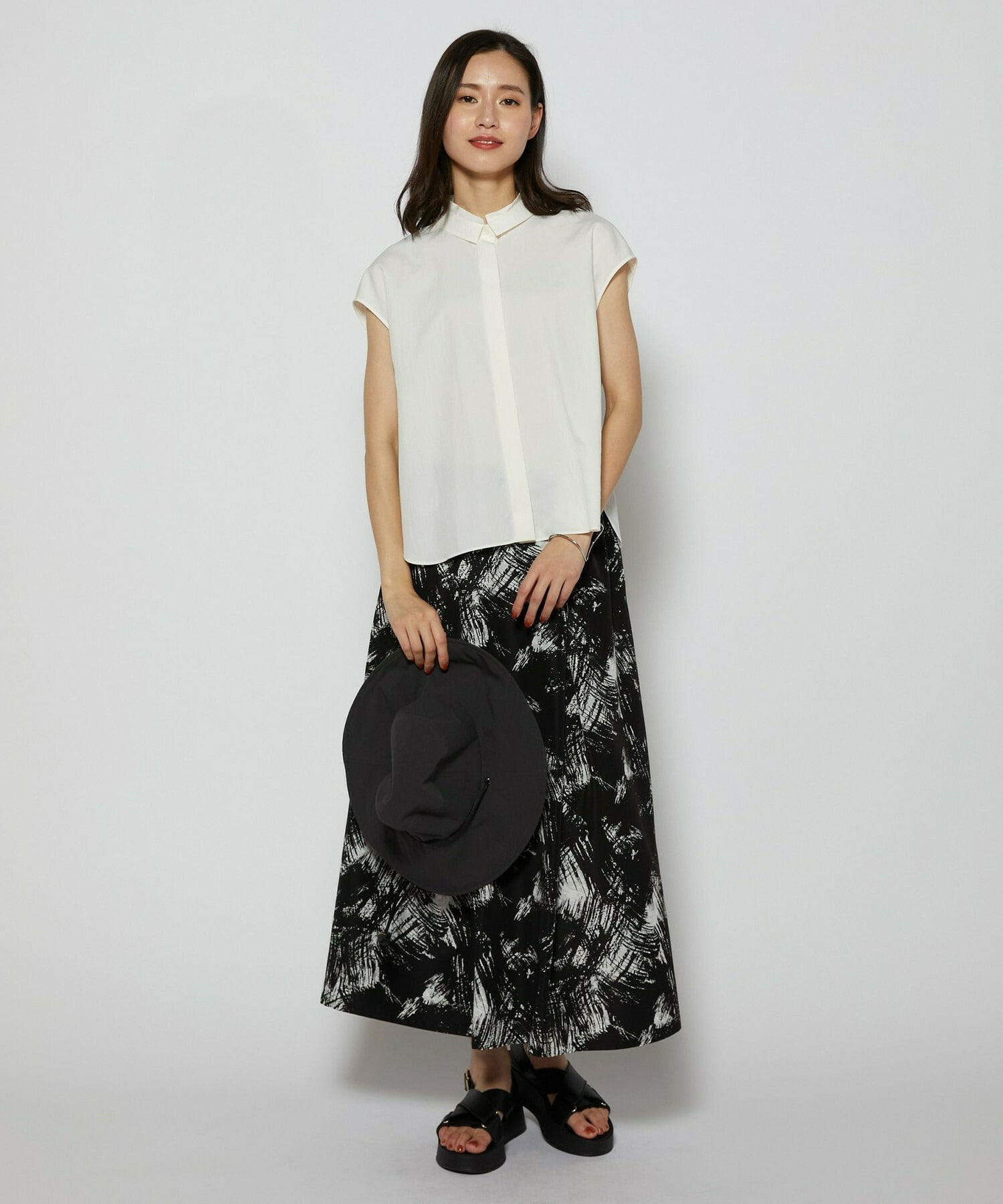 【L'EQUIPE】ブラッシュプリントスカート 詳細画像 ブラック系その他 11