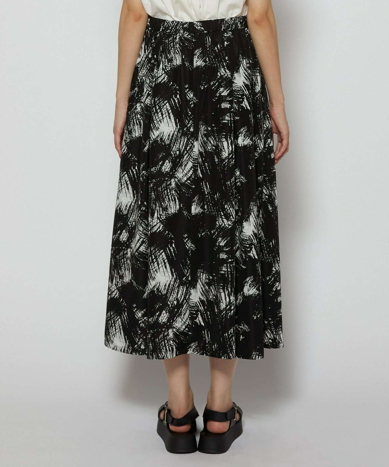 【L'EQUIPE】ブラッシュプリントスカート 詳細画像 ブラック系その他 21