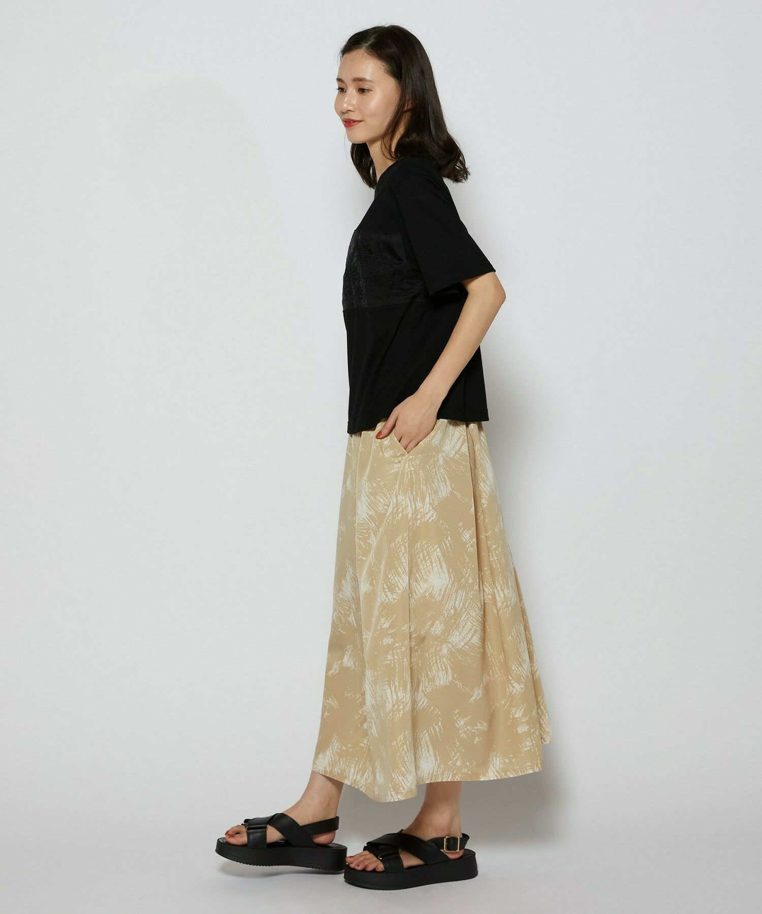 【L'EQUIPE】ブラッシュプリントスカート 詳細画像 ブラック系その他 4