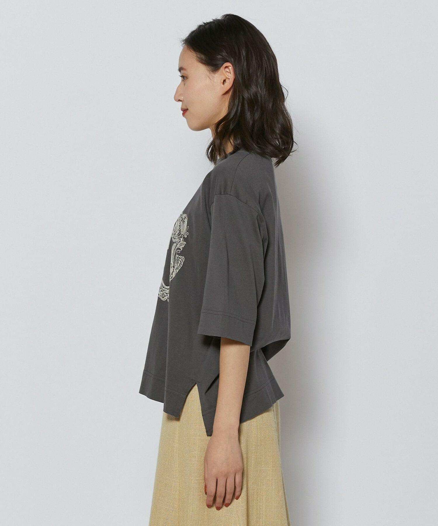 【L'EQUIPE】フレームロゴTシャツ 詳細画像 チャコール 25