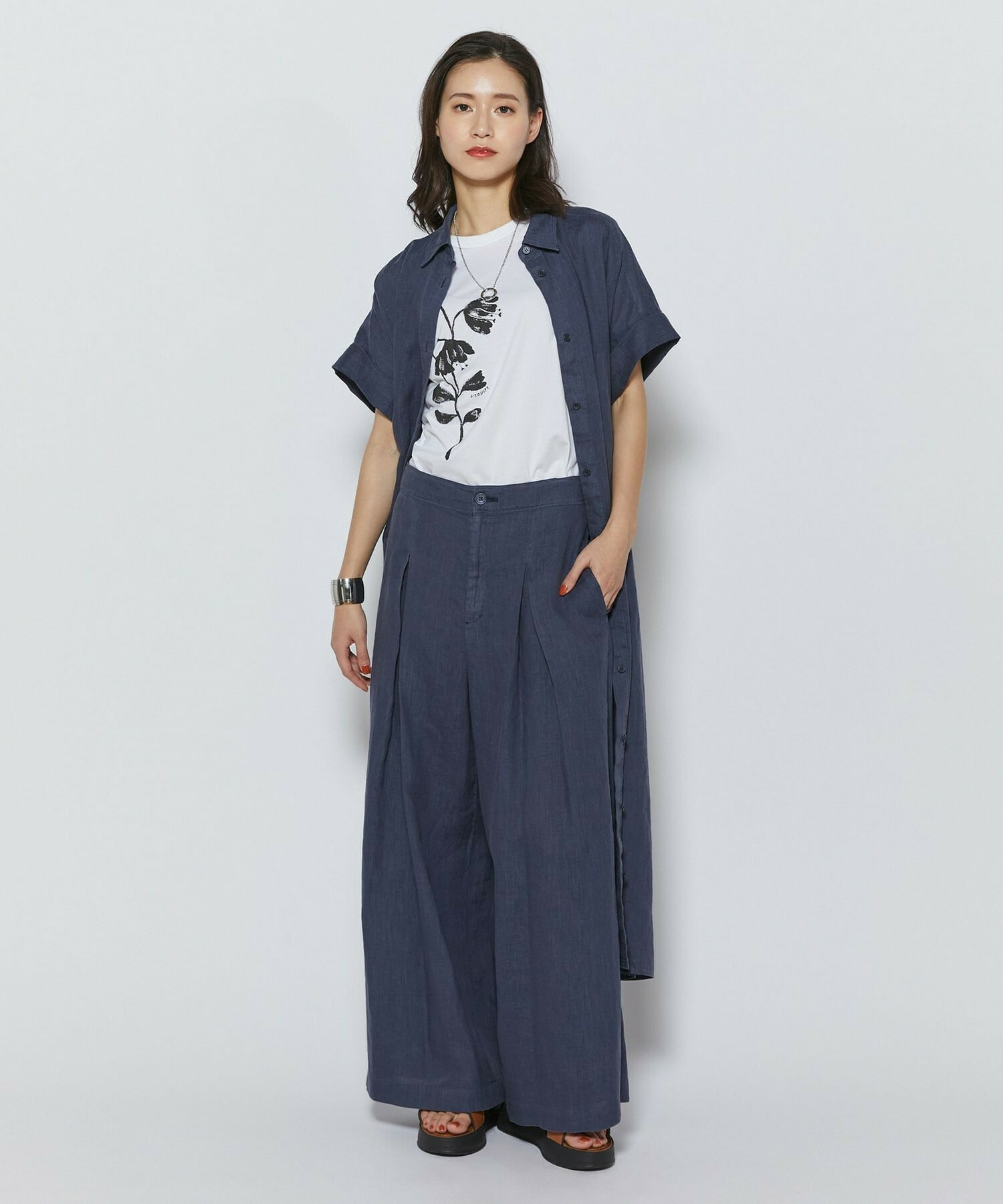 【L'EQUIPE】フラワー顔料プリントTシャツ 詳細画像 ブラック 3