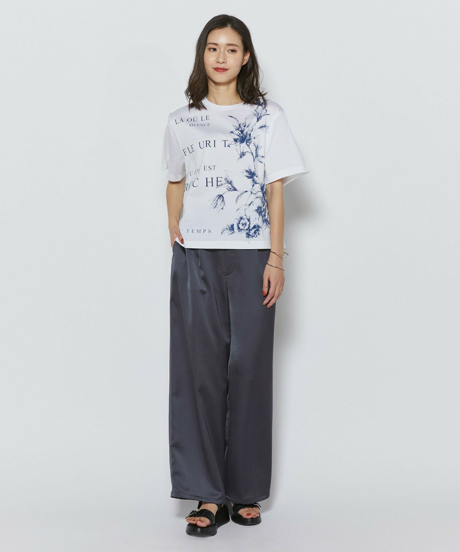 【L'EQUIPE】60/2シルケット天竺フラワーロゴプリントTシャツ 詳細画像 カーキ 7