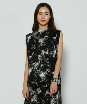 【L'EQUIPE】ブラッシュプリント天竺カットソー 詳細画像 ブラック系その他 1