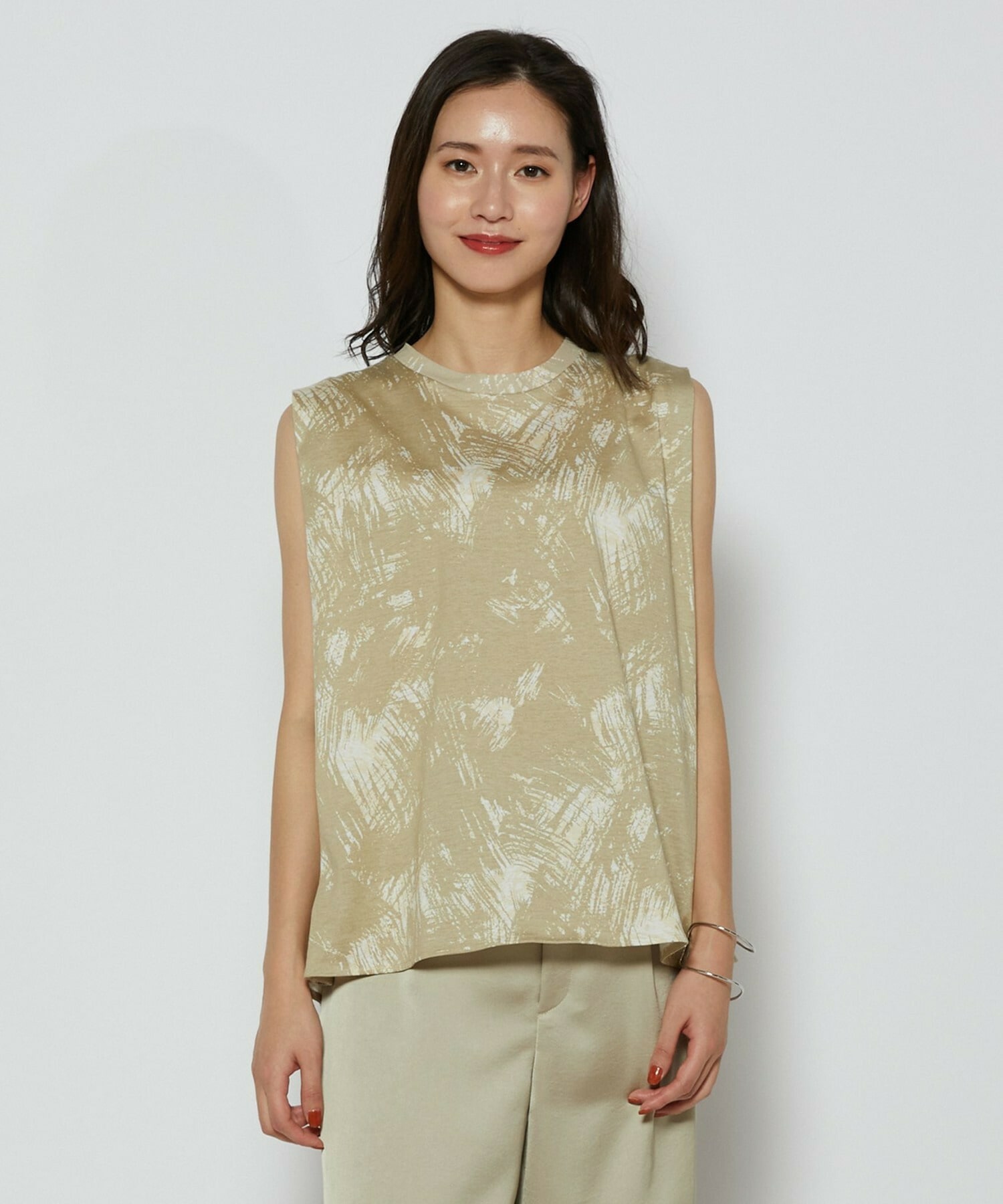 【L'EQUIPE】ブラッシュプリント天竺カットソー 詳細画像 ベージュ系その他 1