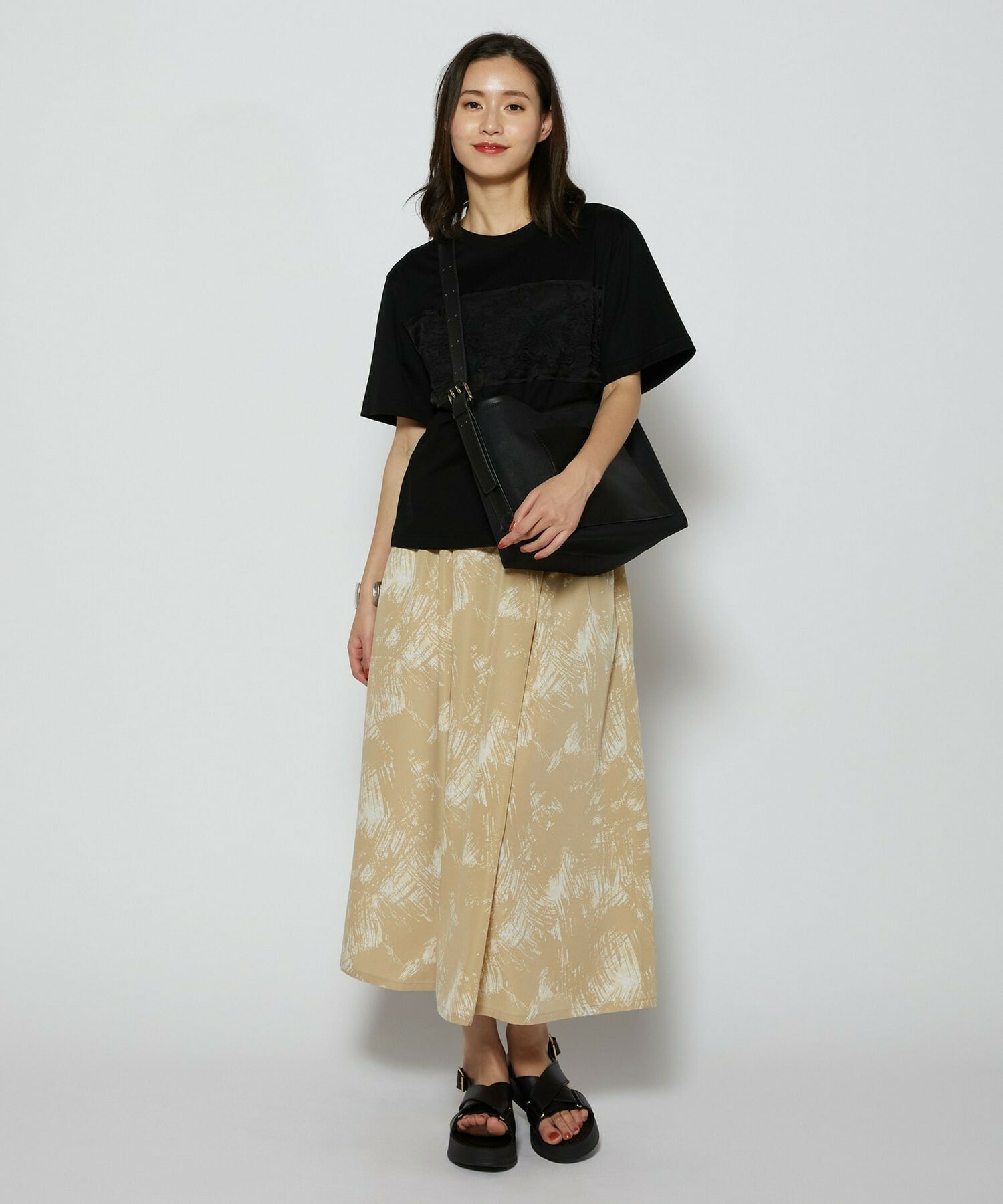 【L'EQUIPE】オーガンジー刺繍Tシャツ 詳細画像 ブラック 1