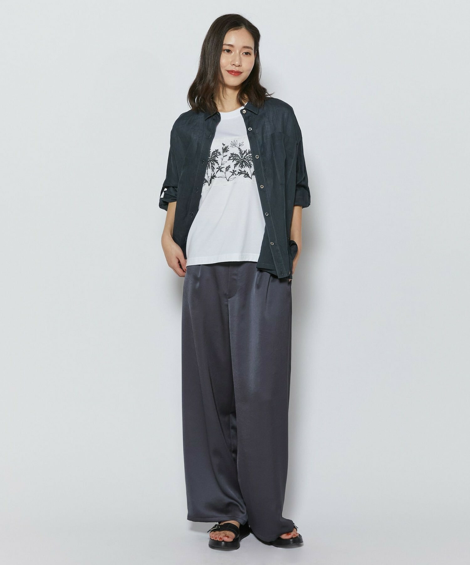 【L'EQUIPE】オーガンジー刺繍Tシャツ 詳細画像 ブラック 13