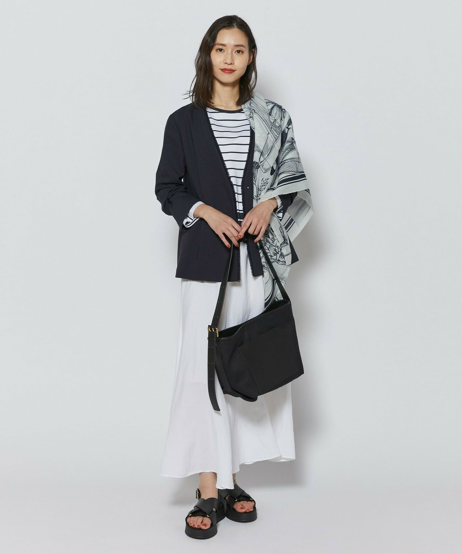 【L'EQUIPE】［eclat 2026年5月号掲載商品］manipuri カラー別注ストール 詳細画像 カーキ 1