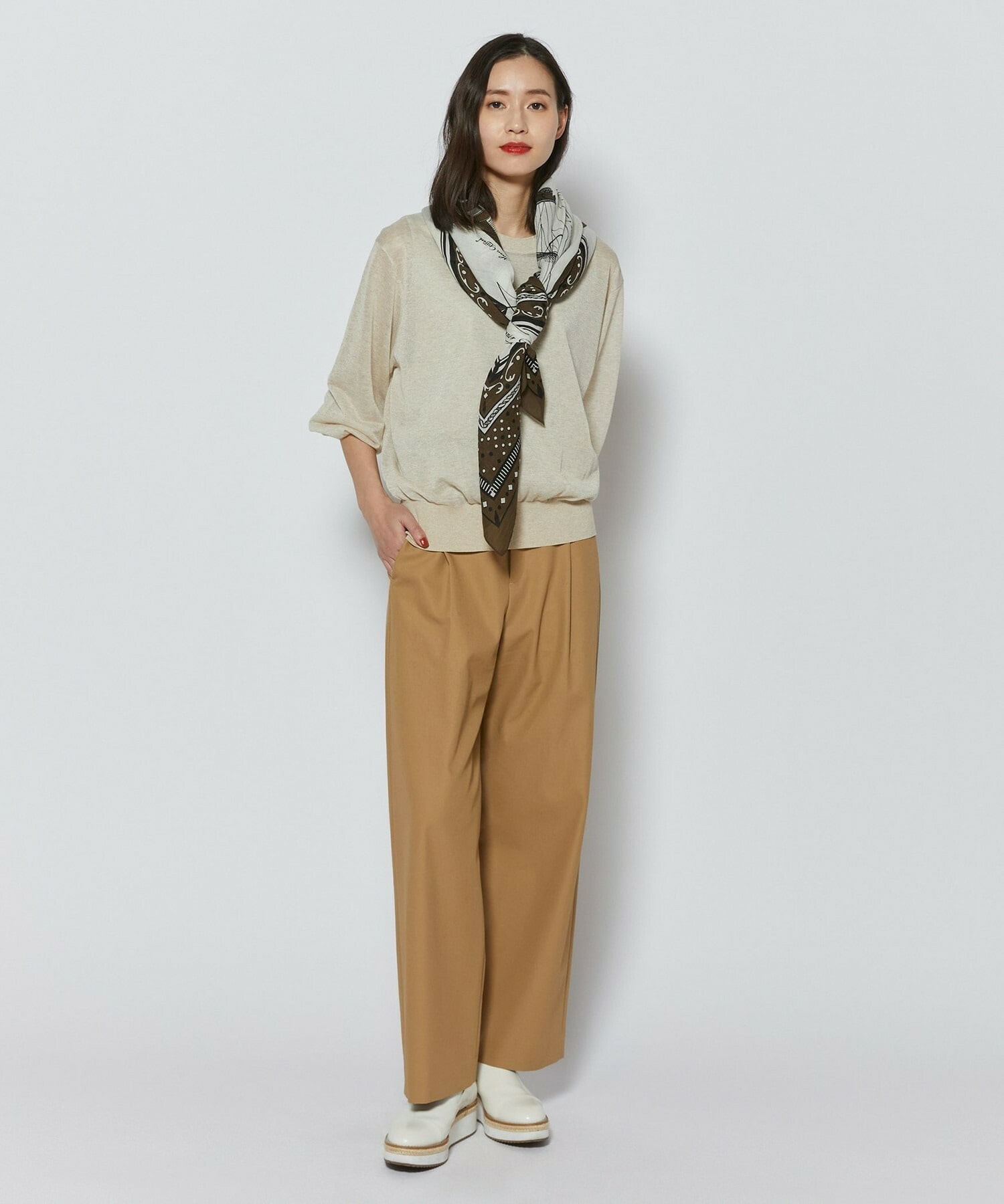 【L'EQUIPE】［eclat 2026年5月号掲載商品］manipuri カラー別注ストール 詳細画像 カーキ 11