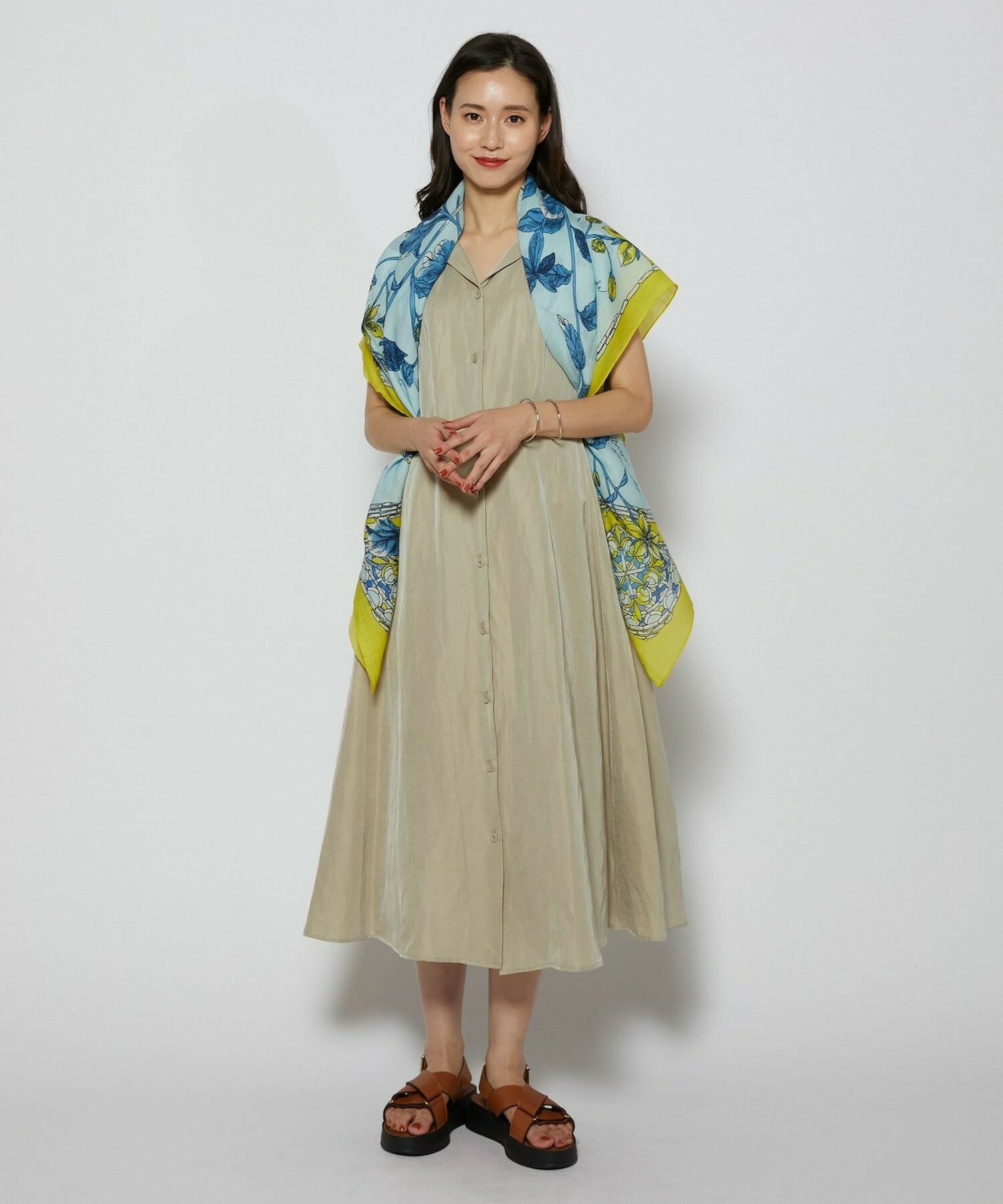 【L'EQUIPE】［eclat 2026年5月号掲載商品］manipuri カラー別注ストール 詳細画像 カーキ 7