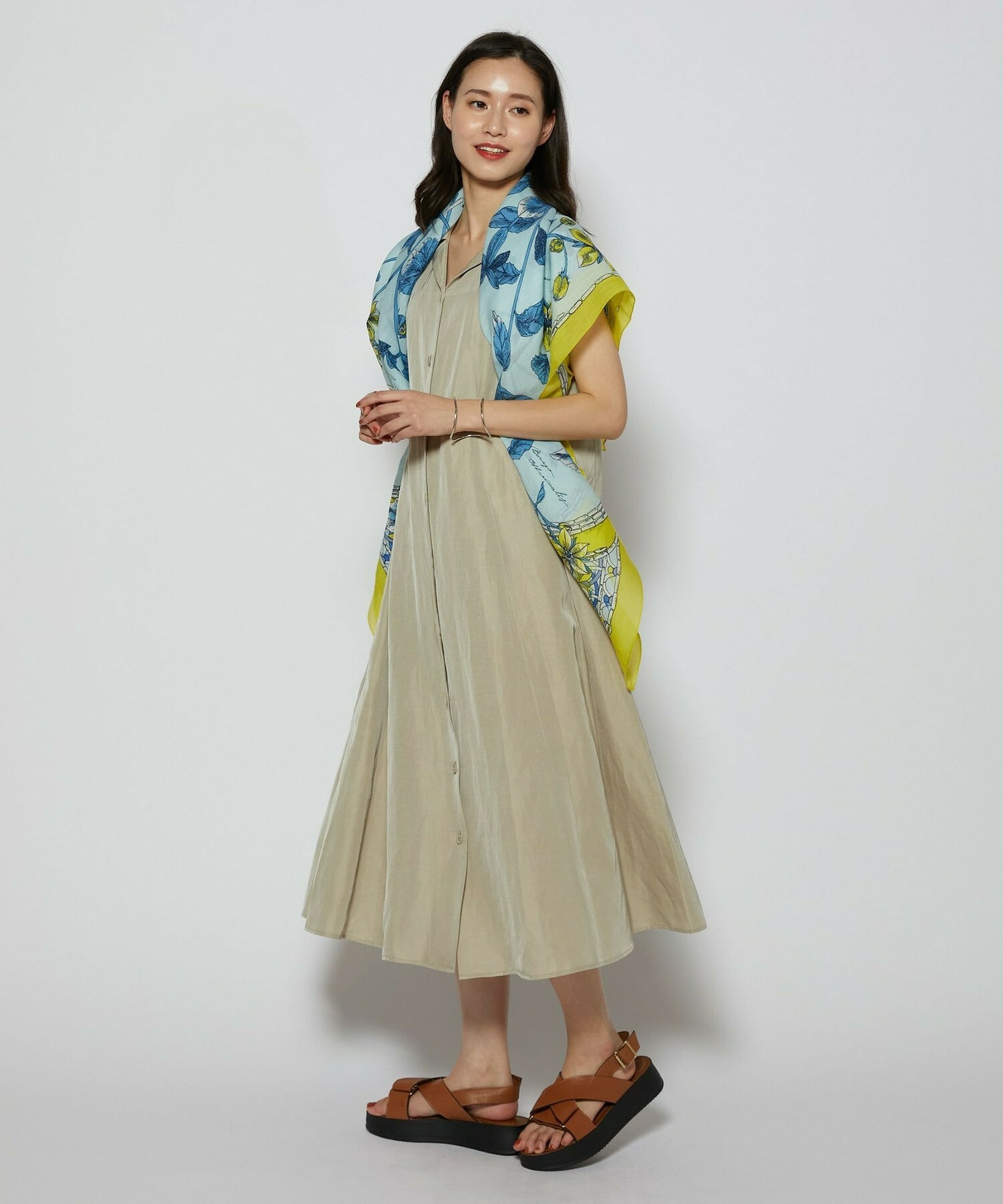 【L'EQUIPE】［eclat 2026年5月号掲載商品］manipuri カラー別注ストール 詳細画像 カーキ 8