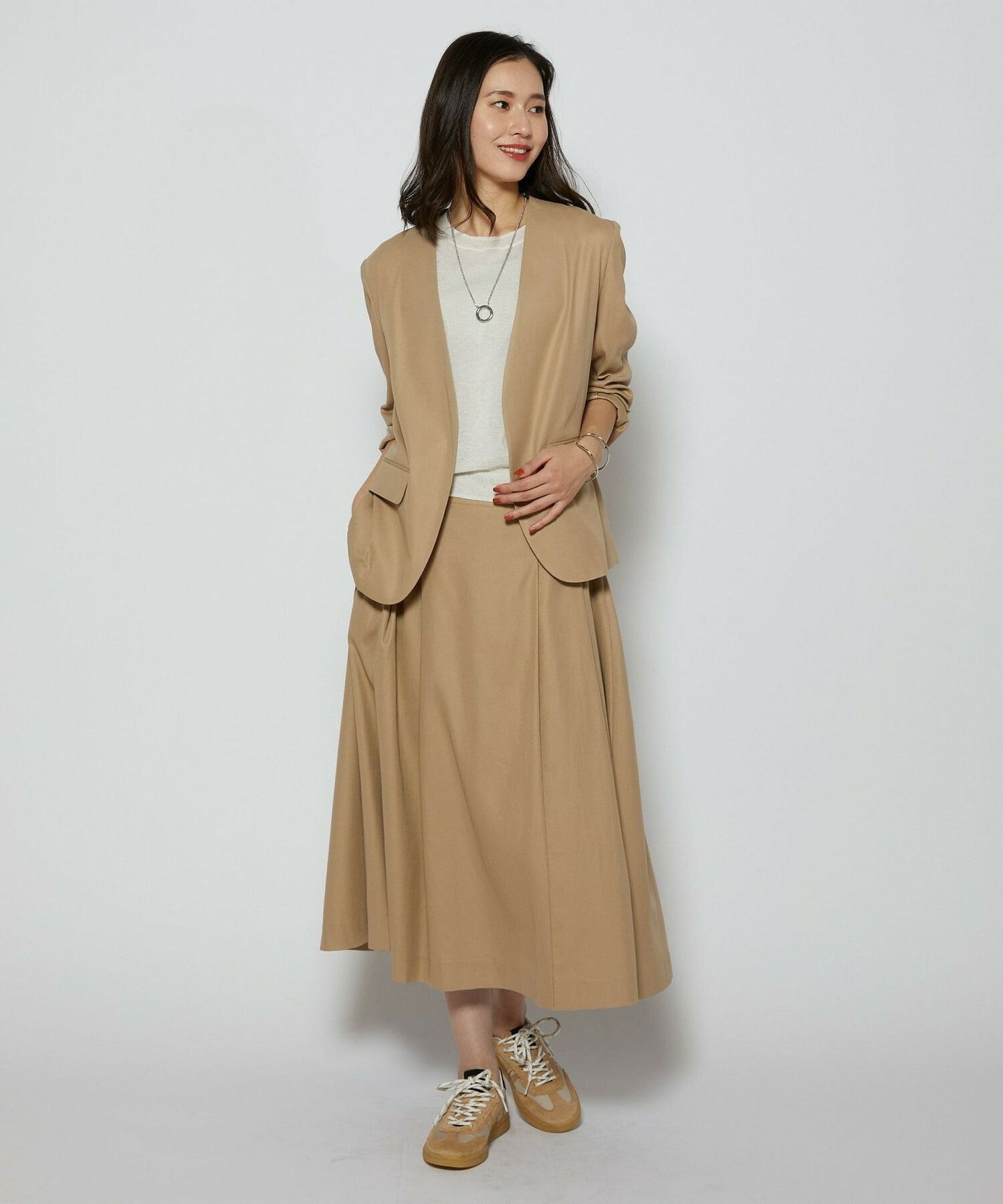 【L'EQUIPE】［eclat 2026年5月号掲載商品］mjus&times;L&rsquo;EQUIPEコラボスニーカー 詳細画像 ベージュ 24