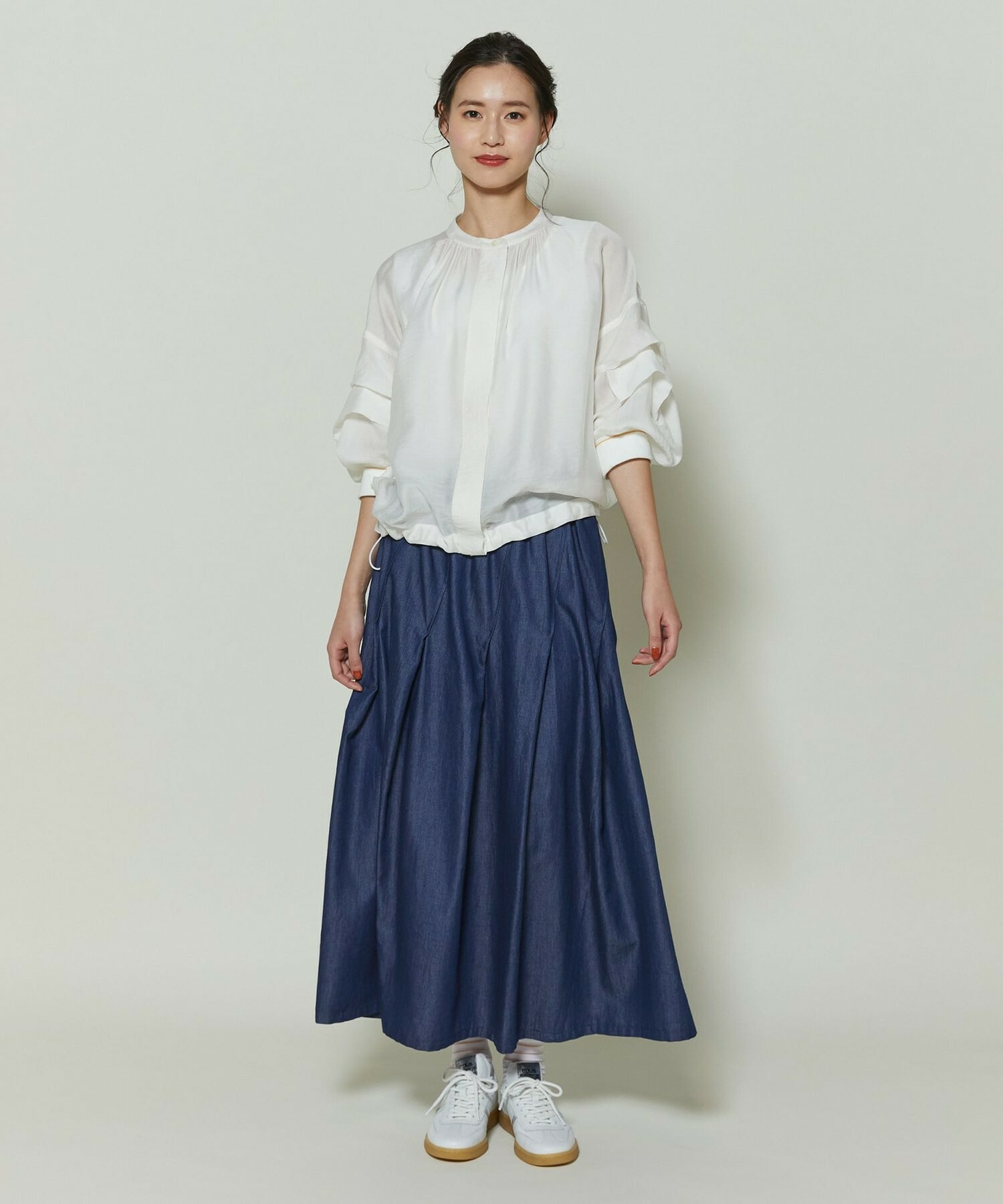 【L'EQUIPE】［eclat 2026年5月号掲載商品］mjus&times;L&rsquo;EQUIPEコラボスニーカー 詳細画像 ベージュ 5