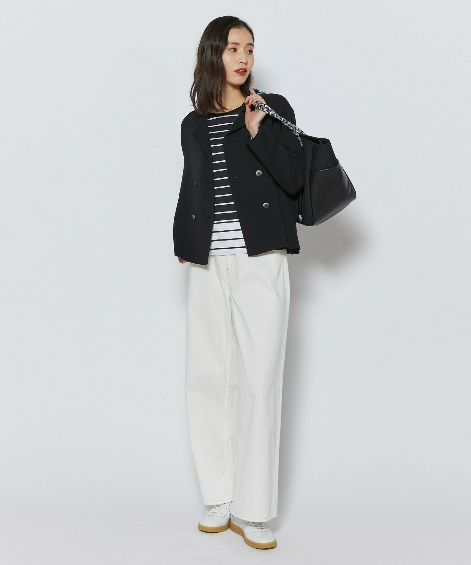 【L'EQUIPE】［eclat 2026年5月号掲載商品］mjus&times;L&rsquo;EQUIPEコラボスニーカー 詳細画像 ベージュ 9