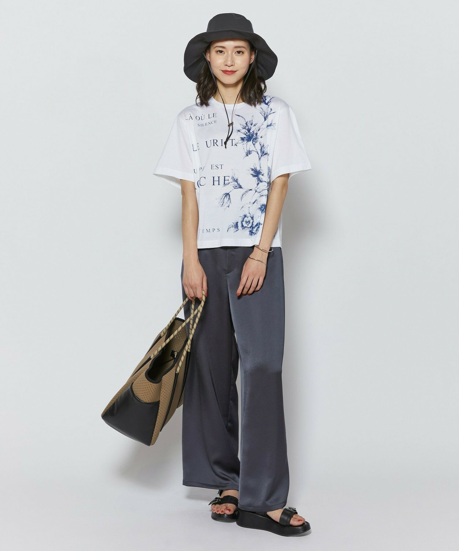 【L'EQUIPE】［eclat 2026年5月号掲載商品］CORSOROMA,9コラボWベルトサンダル 詳細画像 ブラック 15