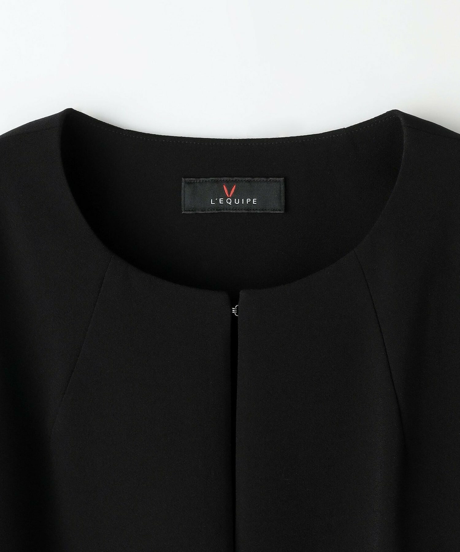 【L'EQUIPE】【Lサイズ】バックサテンノーカラージャケット＜現行素材＞ 詳細画像 ブラック 2
