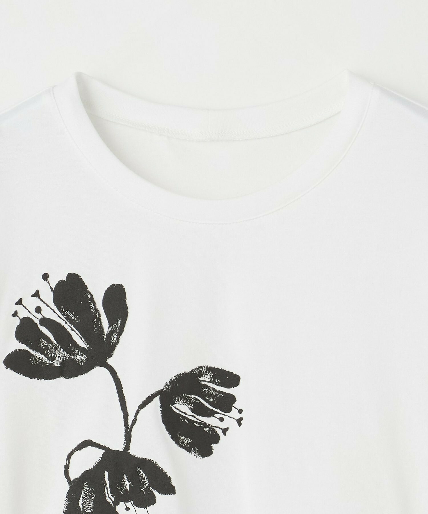 【L'EQUIPE】【Lサイズ】フラワー顔料プリントTシャツ 詳細画像 ブラック 14