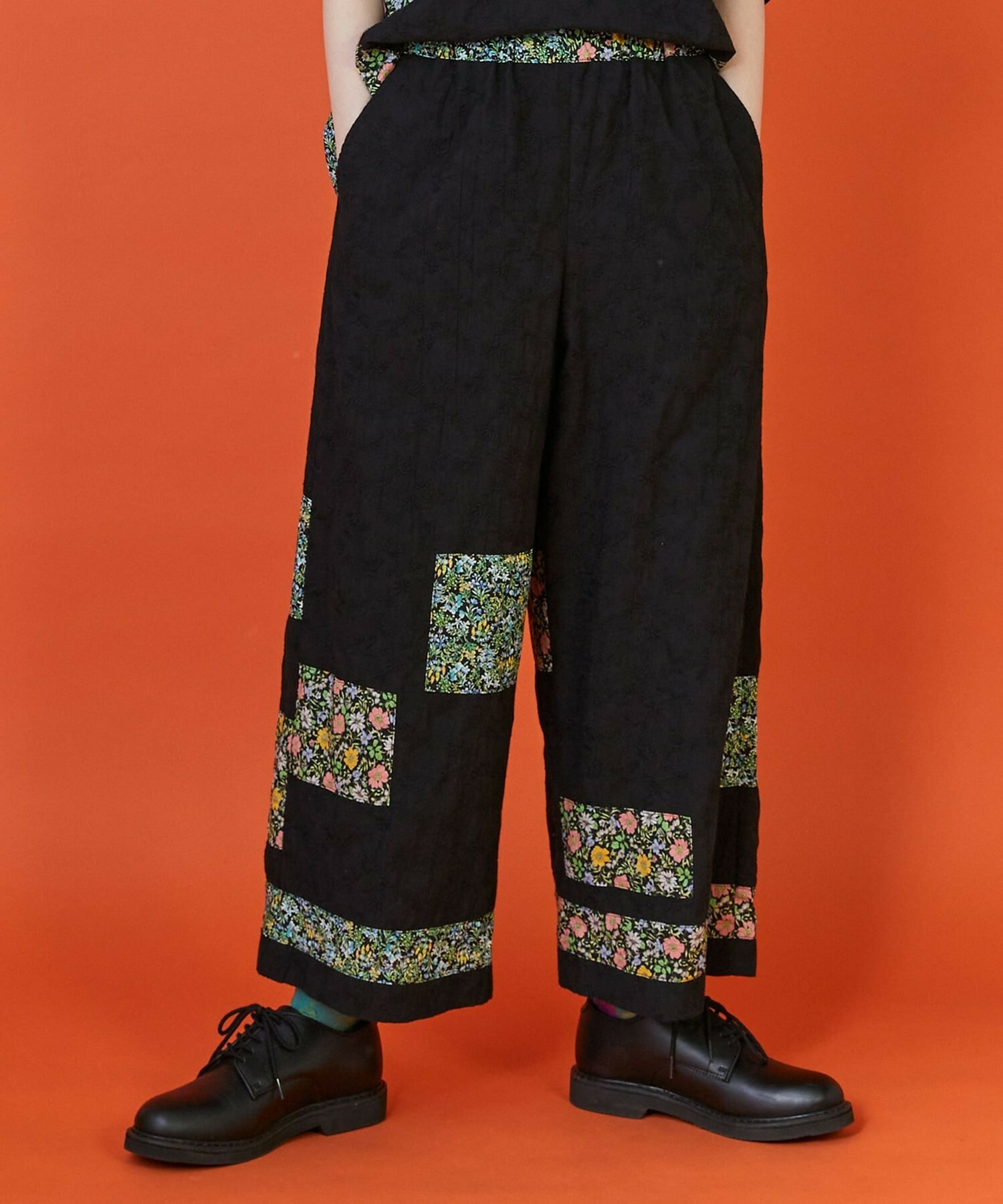 【FRAPBOIS】ワイルドフラワーズ パンツ 詳細画像 ブラック 1